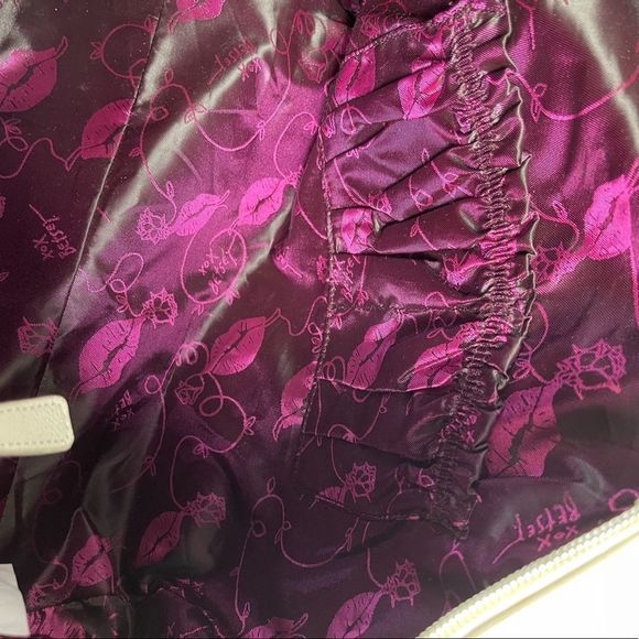 Betsey Johnson white and Bleu stripes Satchel with large red bow accent . - Picture 6 of 10